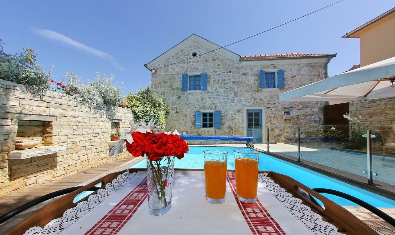 Olive'S Hug Villa Poljana  Buitenkant foto