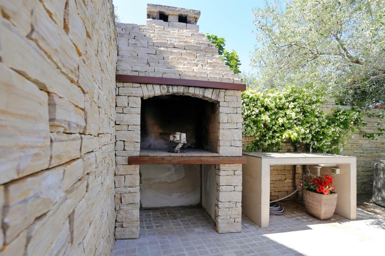 Olive'S Hug Villa Poljana  Buitenkant foto