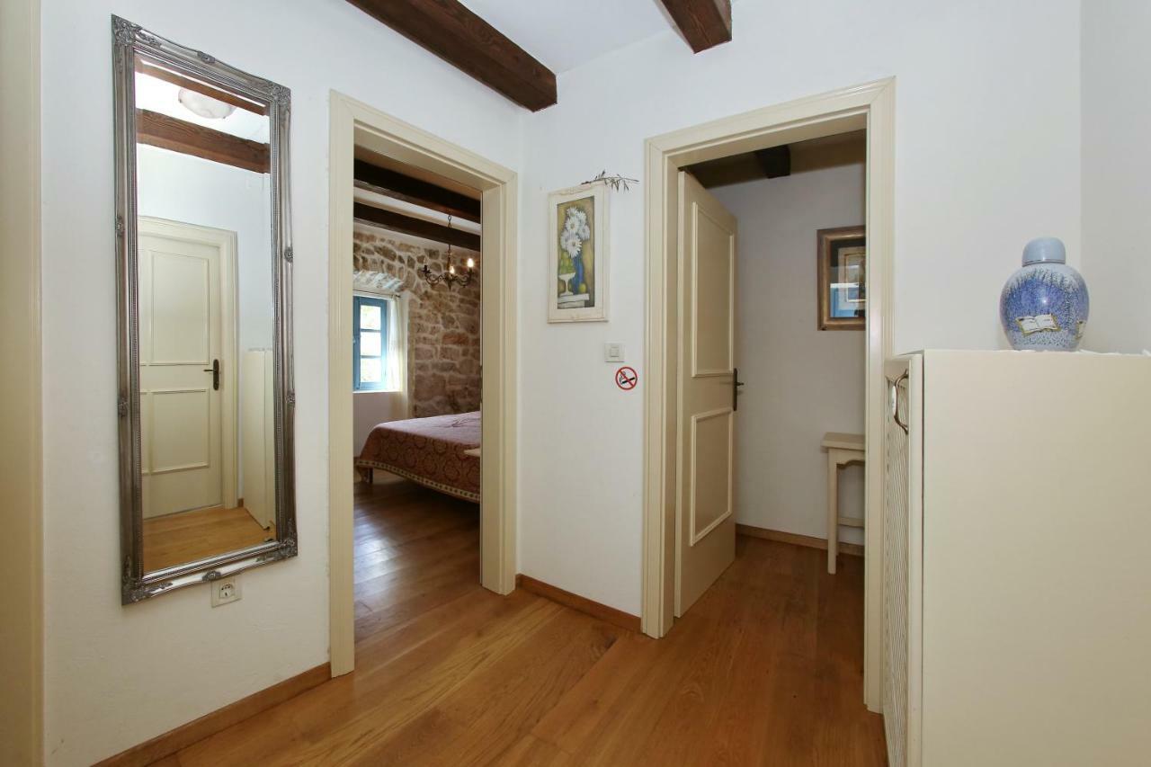 Olive'S Hug Villa Poljana  Buitenkant foto